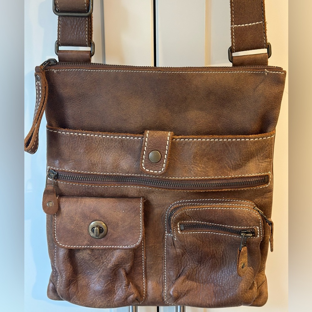 ROOTS bag